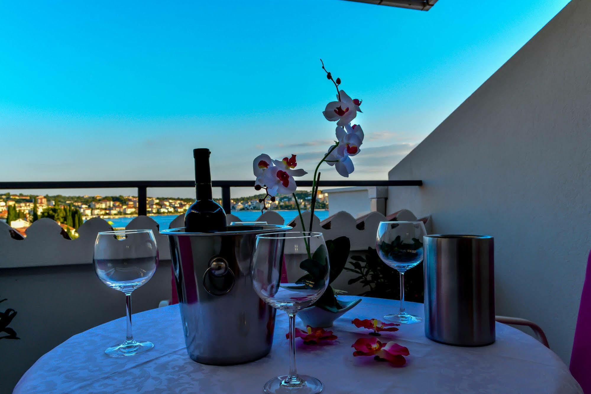 Luxury Apartments Villa Tea Trogir Exterior photo